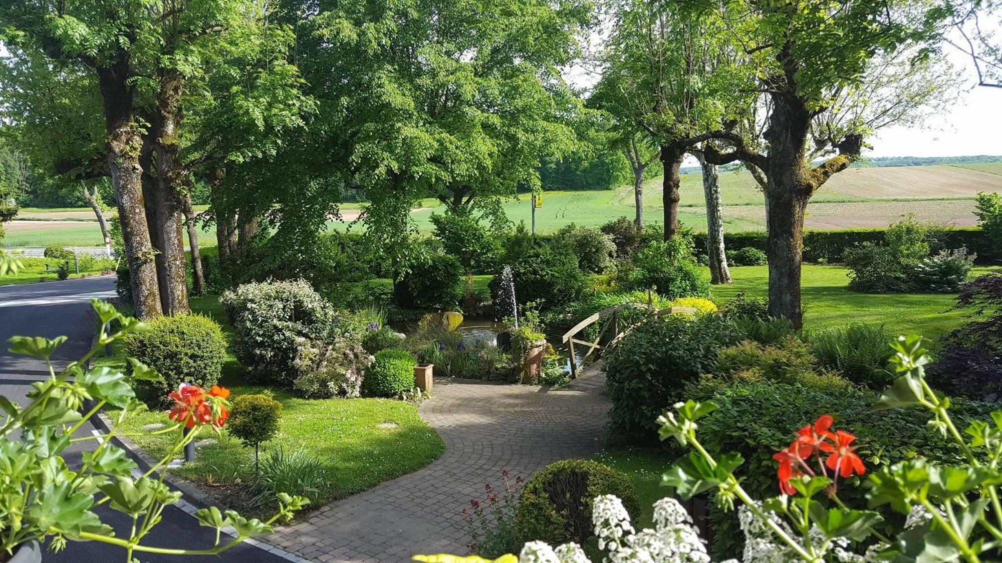 Restaurant Logis Sundgovienne Hotel Carspach